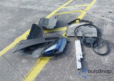 2023 Tesla Model 3 Rear-Wheel Drive z USA, uszkodzony, nr VIN 5YJ3E1EAXPF606066